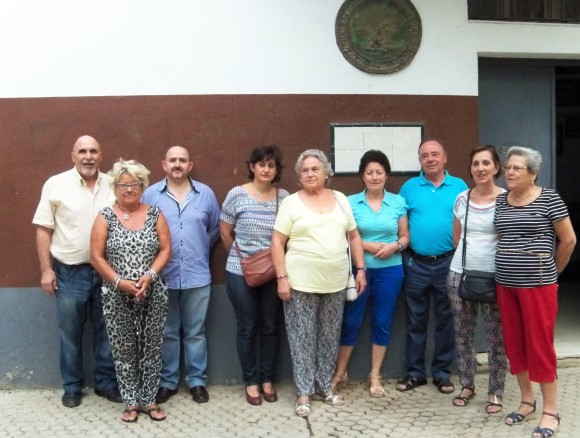 La Junta Directiva de la Asociación Amigos de los jardines de la Oliva